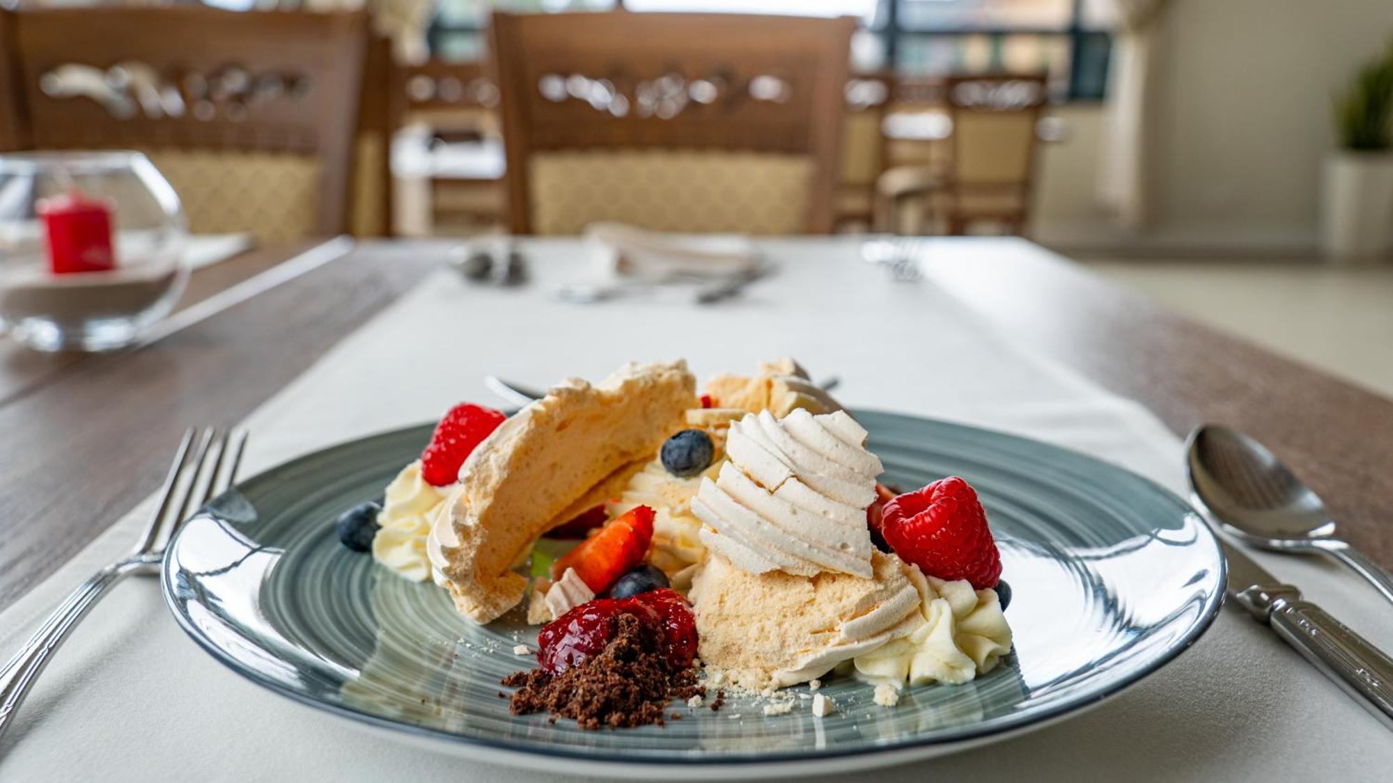 Boutique Odyseja & Spa Ciechocinek Εξωτερικό φωτογραφία Pavlova
