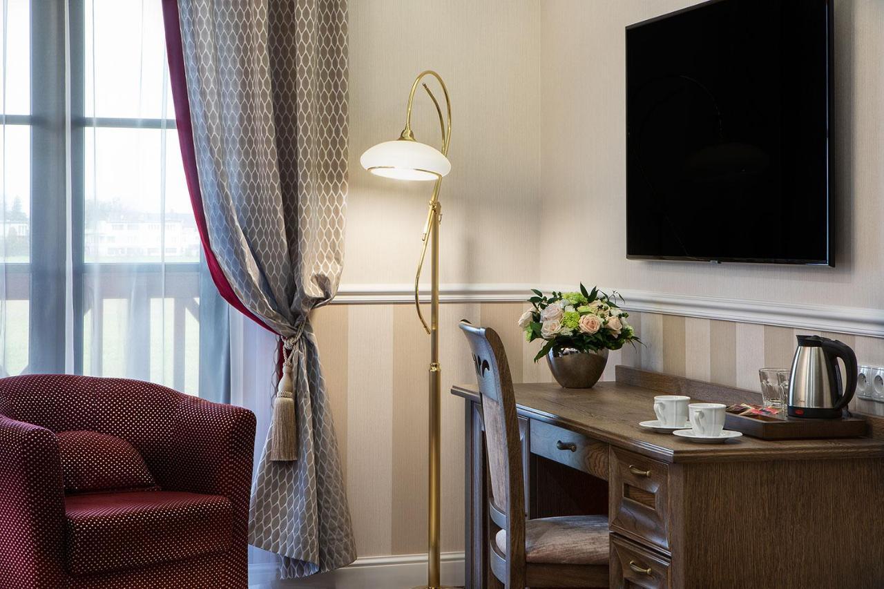 Boutique Odyseja & Spa Ciechocinek Εξωτερικό φωτογραφία A room at the hotel